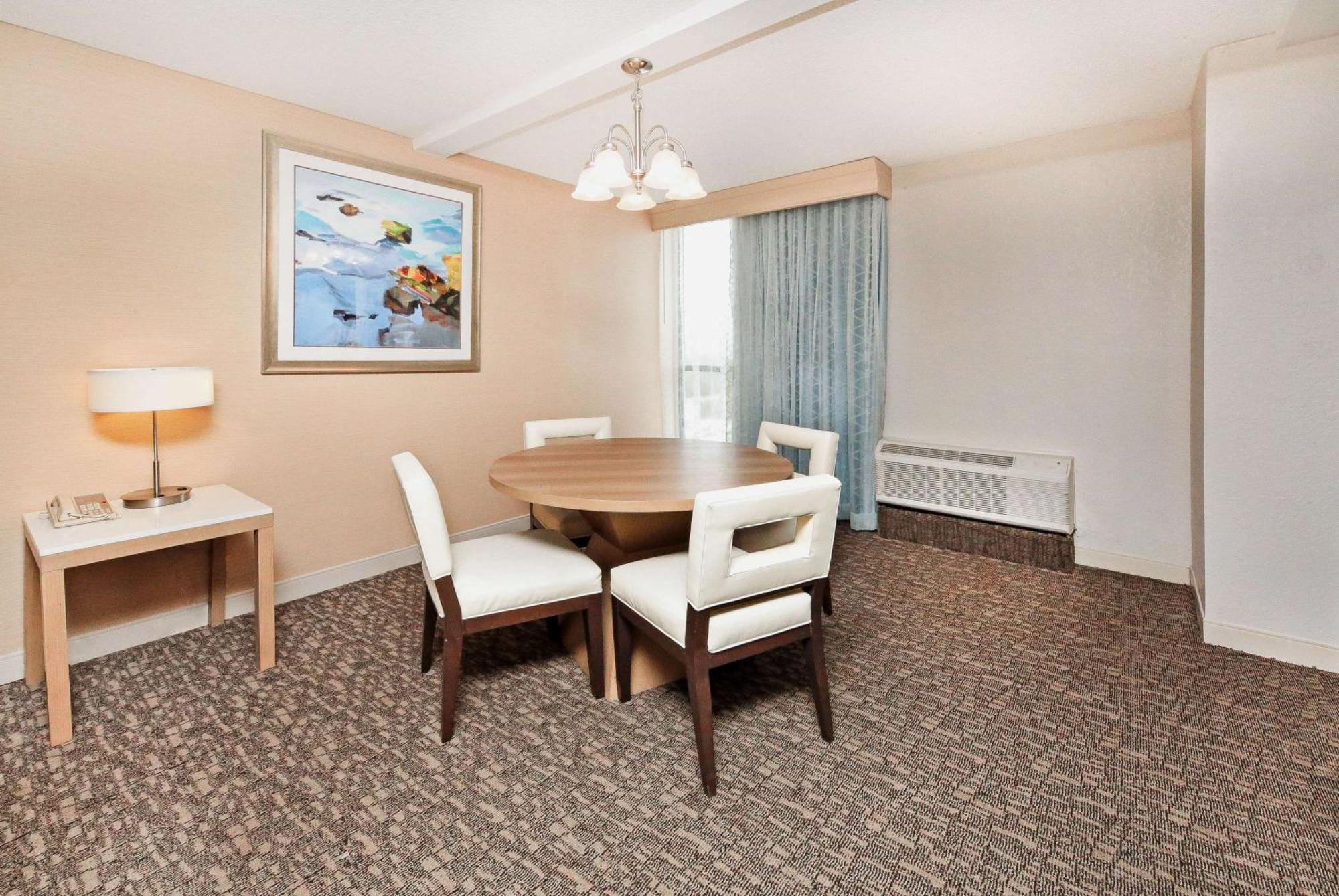 Doubletree By Hilton Virginia Beach Kültér fotó