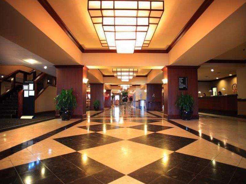 Doubletree By Hilton Virginia Beach Beltér fotó